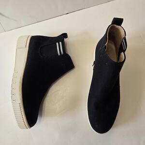 Soul Naturalizer Taffy Sneaker Booties Zip Up Black EUC Size 9.5M